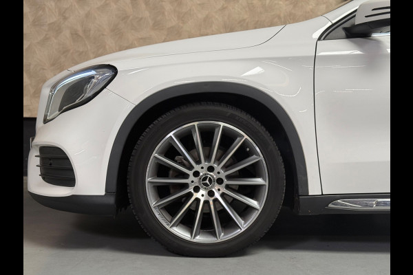Mercedes-Benz GLA 200 AMG Edition White| Pano | Camera | 19 inch | Led |
