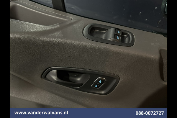 Ford Transit 2.0 TDCI L4H3 Euro6 Airco | Cruisecontrol | Verwarmde voorruit Parkeersensoren, Bijrijdersbank
