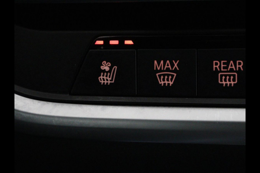 BMW X5 xDrive45e High Executive Plug In | M Sport | Pano | Laser Licht | Stoelventilatie | Trekhaak | Head Up |  Leder Dashboard | Navigatie | Carplay | Harman/Kardon | Camera | Virtual