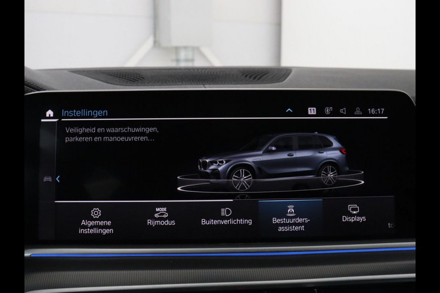 BMW X5 xDrive45e High Executive Plug In | M Sport | Pano | Laser Licht | Stoelventilatie | Trekhaak | Head Up |  Leder Dashboard | Navigatie | Carplay | Harman/Kardon | Camera | Virtual