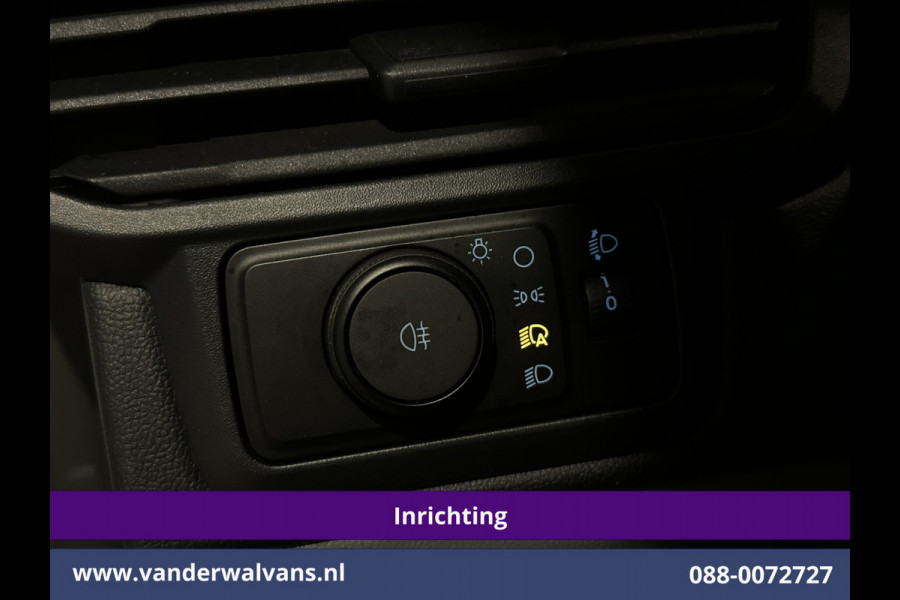 Ford Transit Custom 2.0 TDCI 150pk L1H1 Inrichting Euro6 Airco | Camera | LED | Apple Carplay | Cruisecontrol Android Auto, 2590kg Trekhaak, Verwarmde voorruit, Stoelverwarming, Parkeersensoren, Dakdragers, Bijrijdersbank