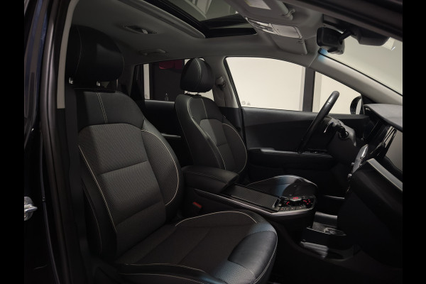 Kia e-Niro DynamicPlusLine 64 kWh | Stoelen & Stuurwiel verwarmd | Soh (batterijcheck) Waarde 94,3 %