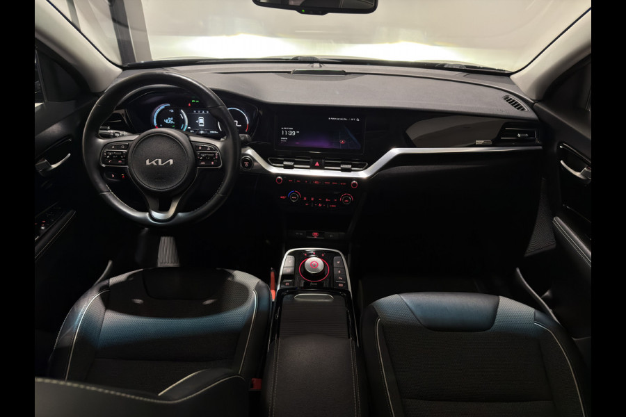 Kia e-Niro DynamicPlusLine 64 kWh | Stoelen & Stuurwiel verwarmd | Soh (batterijcheck) Waarde 94,3 %