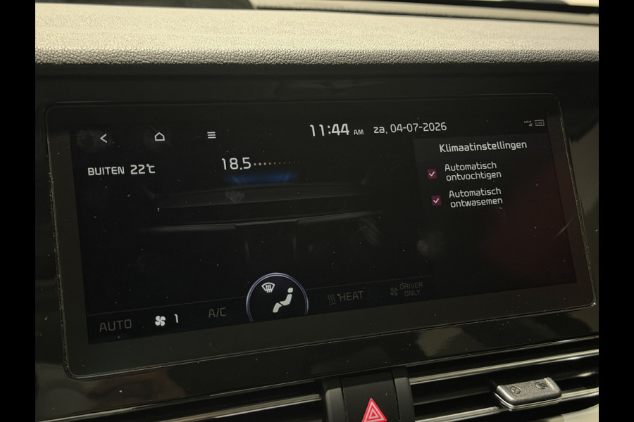 Kia e-Niro DynamicPlusLine 64 kWh | Stoelen & Stuurwiel verwarmd | Soh (batterijcheck) Waarde 94,3 %