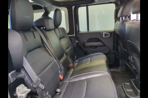 Jeep Wrangler Unlimited 4xe Hybride 380 Sahara / Trekhaak / Leder / Stuur-Stoelverwarming / Pdc.+Camera / Comf.& Convenience Pack / Apk 04-2028