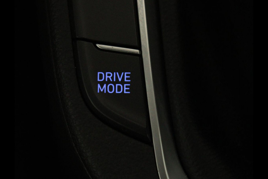 Hyundai i30 Wagon 1.0 T-GDi MHEV Comfort Smart | Keyless | Navigatie | Adaptive cruise control | Carplay | Climate control | Achteruitrij camera | DAB radio | Bluetooth