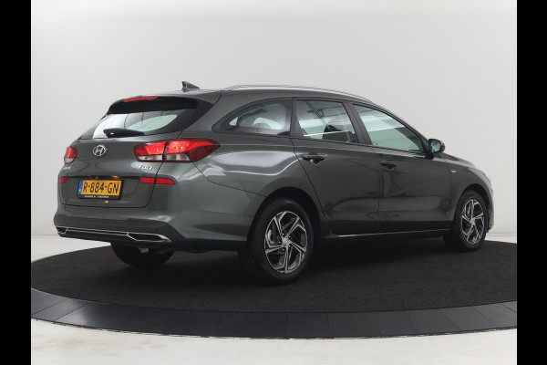 Hyundai i30 Wagon 1.0 T-GDi MHEV Comfort Smart | Keyless | Navigatie | Adaptive cruise control | Carplay | Climate control | Achteruitrij camera | DAB radio | Bluetooth