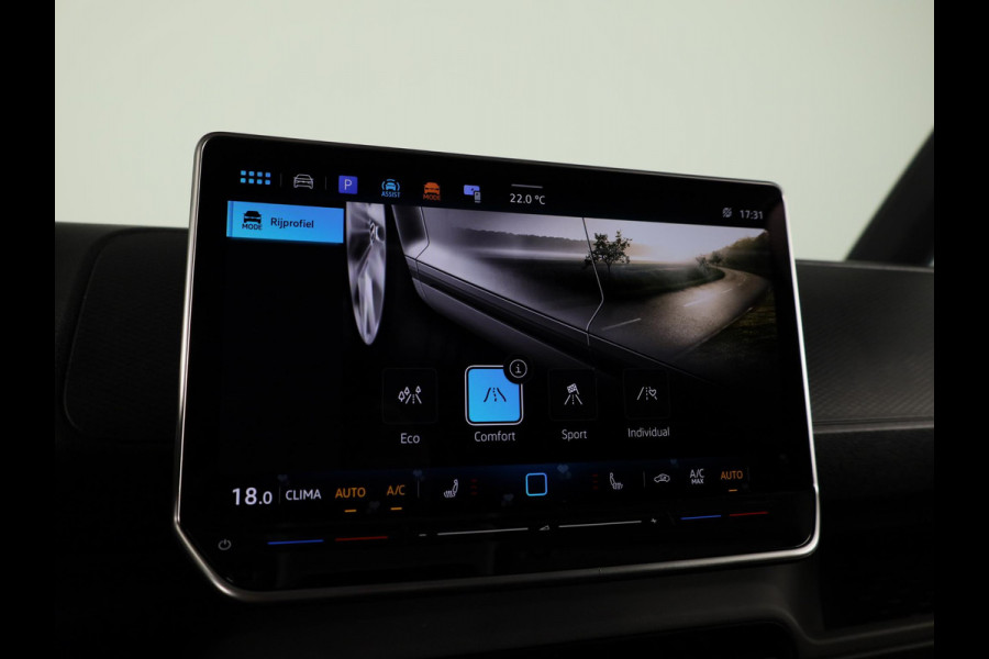Volkswagen ID. Buzz Cargo Economy Business 79 kWh | Parkeersensor voor en achter | LED koplampen en achterlampen | Keyless start