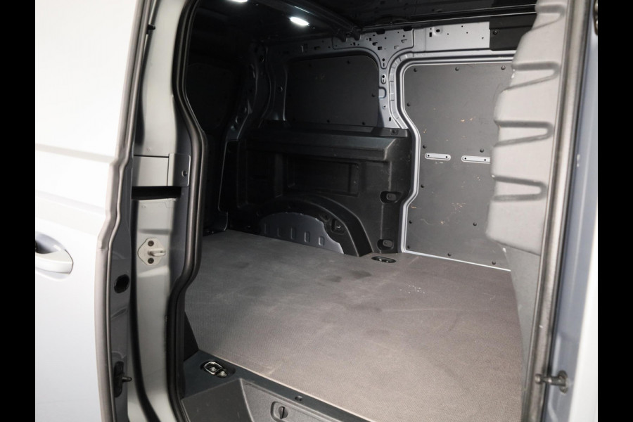 Volkswagen ID. Buzz Cargo Economy Business 79 kWh | Parkeersensor voor en achter | LED koplampen en achterlampen | Keyless start