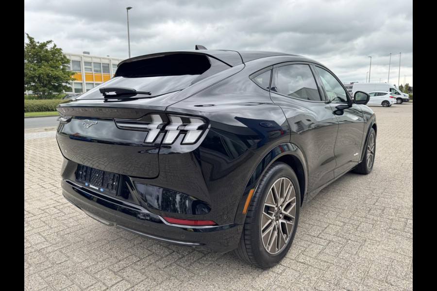 Ford Mustang Mach-E Premium AWD 75 kWh 315pk | Panoramadak | 19 inch Lichtmetaal