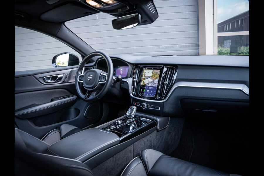 Volvo V60 2.0 T6 Plug-in hybrid AWD - R-Design l Pano l Trekh. l H&K