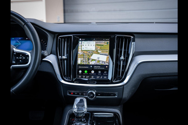 Volvo V60 2.0 T6 Plug-in hybrid AWD - R-Design l Pano l Trekh. l H&K