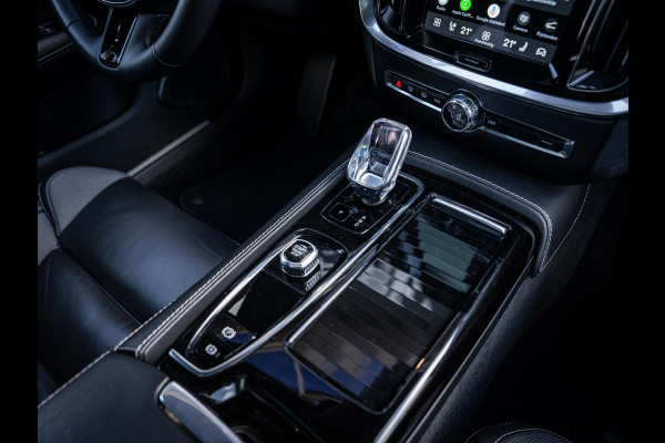 Volvo V60 2.0 T6 Plug-in hybrid AWD - R-Design l Pano l Trekh. l H&K