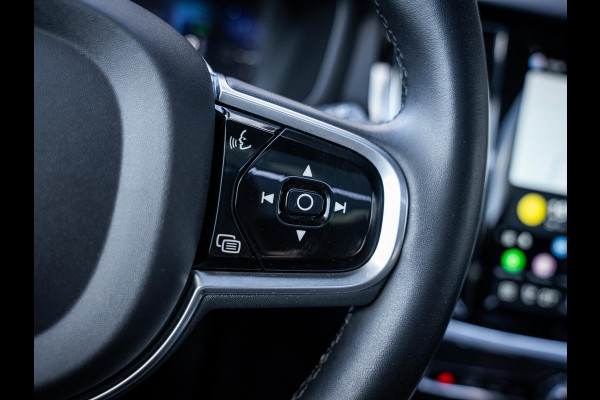 Volvo V60 2.0 T6 Plug-in hybrid AWD - R-Design l Pano l Trekh. l H&K