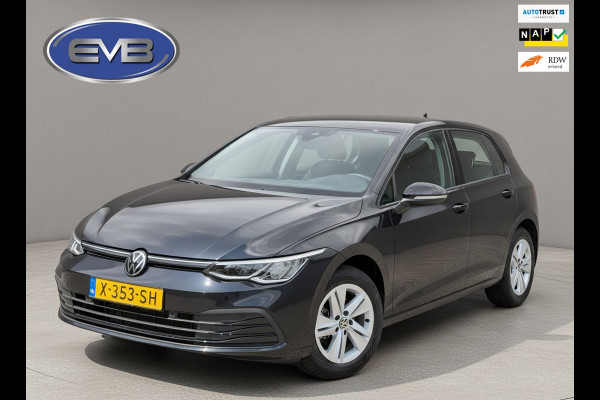 Volkswagen Golf 1.0 eTSI AUTOMAAT Life, achteruitrijcamera, navigatie, sfeerverlichting, climaat, 1 e eigenaar, NL auto met nap