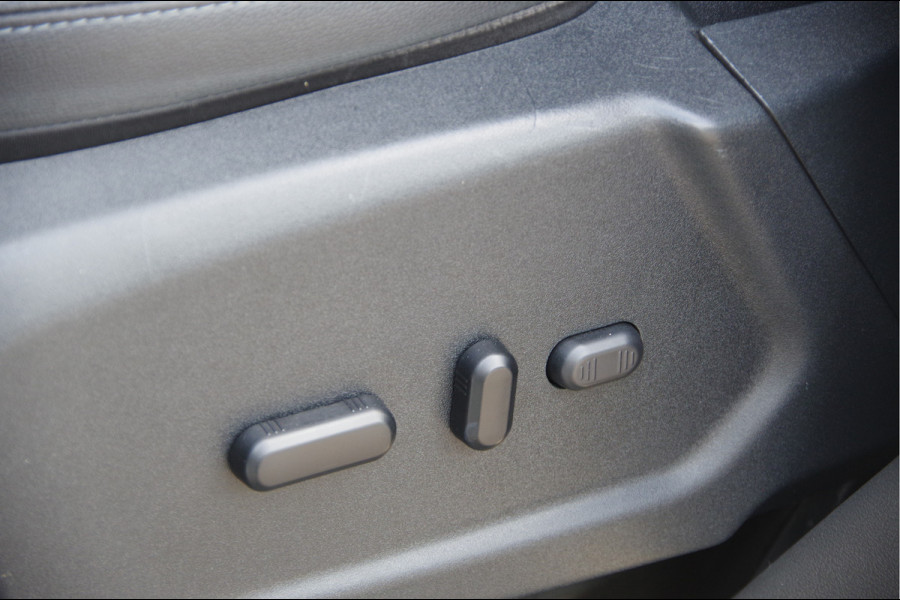 Ford Transit Custom 320 2.0 TDCI L2 ACTIVE DC-5P, 170PK AUT. 2X SCHUIFDEUR, TREKHAAK, RAPTOR GRILLE, CAMERA, NAVI, ELEKTR. STOEL, DUBBELE CABINE, DU