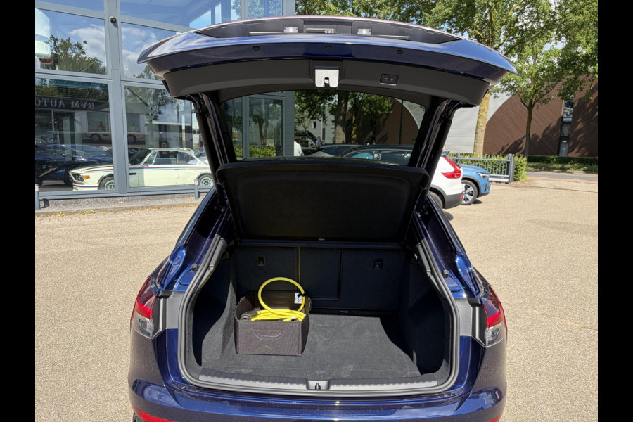 Audi Q4 Sportback e-tron 45 S Edition 82 kWh S-LINE BINNEN + BUITEN VAN: 48.900,- VOOR: 44.877,- UW WKOORDEEL: 4.023,- | 21 INCH!| MEM. STOEL| ACHTERUITRIJCAMERA| NAPPA LEER| DIAMOND STICHING | FABR. GARANTIE T/M 2028