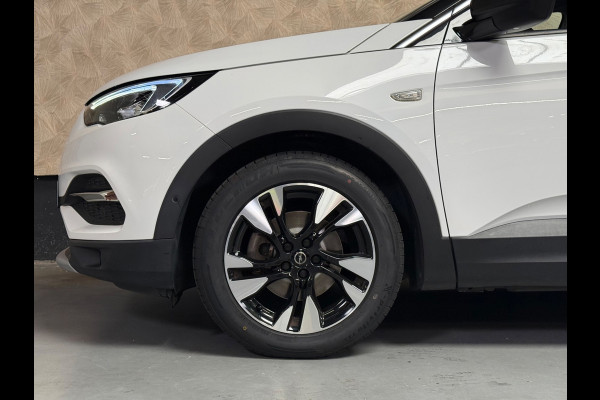 Opel Grandland X 1.2 Turbo Innovation | Camera | Led | Stoelverwarming | Carplay | Audio installatie premium