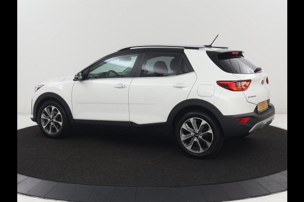 Kia Stonic 1.0 T-GDi ExecutiveLine Lederen bekleding | DAB radio | Carplay | Achteruitrij camera | Adaptive cruise control | Navigatie | Side assist | Keyless | Stoel & stuurwiel verwarming
