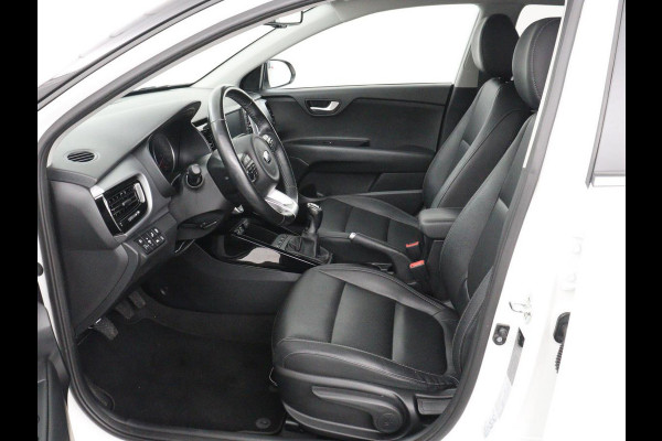 Kia Stonic 1.0 T-GDi ExecutiveLine Lederen bekleding | DAB radio | Carplay | Achteruitrij camera | Adaptive cruise control | Navigatie | Side assist | Keyless | Stoel & stuurwiel verwarming