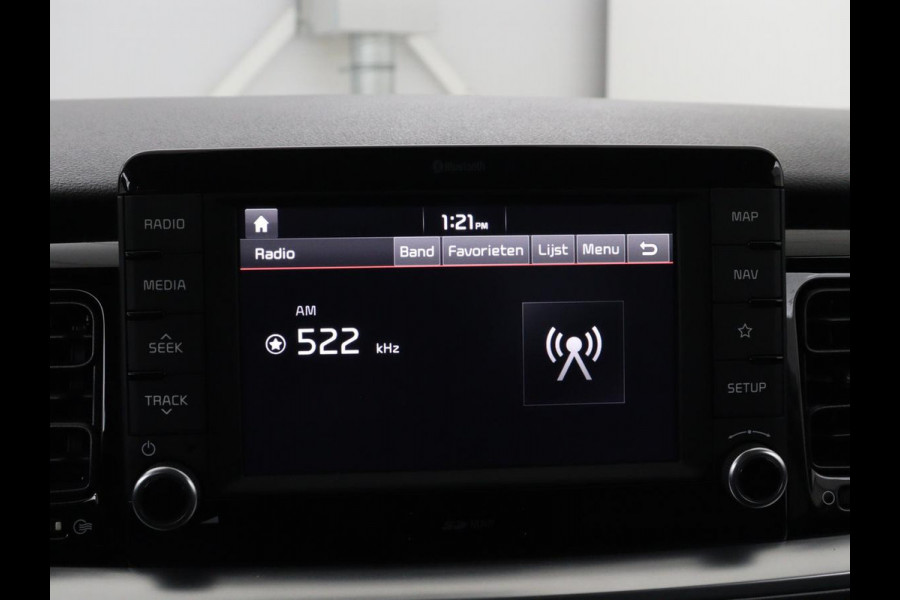 Kia Stonic 1.0 T-GDi ExecutiveLine Lederen bekleding | DAB radio | Carplay | Achteruitrij camera | Adaptive cruise control | Navigatie | Side assist | Keyless | Stoel & stuurwiel verwarming