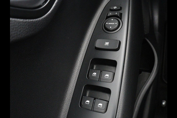 Kia Stonic 1.0 T-GDi ExecutiveLine Lederen bekleding | DAB radio | Carplay | Achteruitrij camera | Adaptive cruise control | Navigatie | Side assist | Keyless | Stoel & stuurwiel verwarming