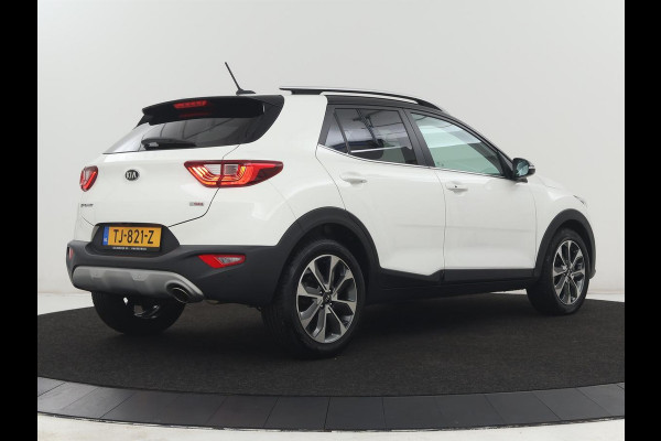 Kia Stonic 1.0 T-GDi ExecutiveLine Lederen bekleding | DAB radio | Carplay | Achteruitrij camera | Adaptive cruise control | Navigatie | Side assist | Keyless | Stoel & stuurwiel verwarming