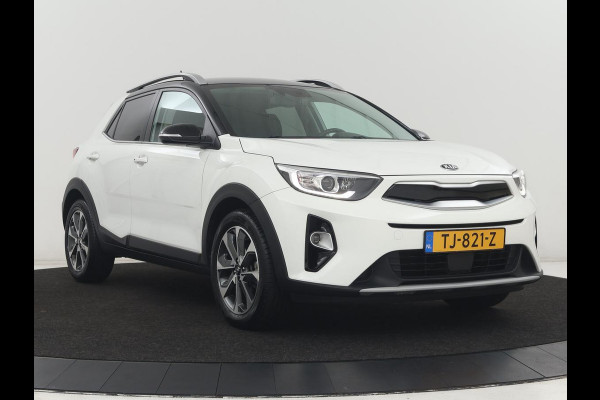 Kia Stonic 1.0 T-GDi ExecutiveLine Lederen bekleding | DAB radio | Carplay | Achteruitrij camera | Adaptive cruise control | Navigatie | Side assist | Keyless | Stoel & stuurwiel verwarming