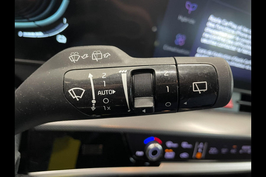 Kia Sportage 1.6 T-GDi Hybrid DynamicLine Navigatie Apple Carplay Android Auto Camera Parkeersensoren Adaptive Cruise Control Full Led Virtual Cockpit Climate Control Lichtmetalen velgen