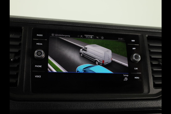 Volkswagen Crafter 35 2.0 TDI L3H3 Highline EURO VI 140 pk Automaat | Verlengde garantie | Navigatie | Trekhaak | Parkeersensoren | Achteruitrijcamera | Geveerde bestuurdersstoel |
