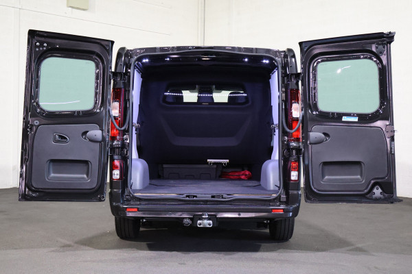 Renault Trafic 2.0 dCi 170pk L2 H1 DC BPM Vrij Black Line