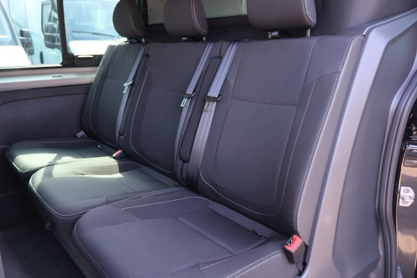 Renault Trafic 2.0 dCi 170pk L2 H1 DC BPM Vrij Black Line