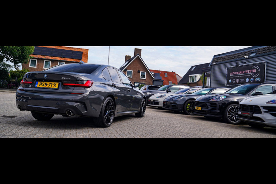 BMW 3-serie 330e | Head Up Display | 360 Camera | Stoelverwarming | Apple Carplay