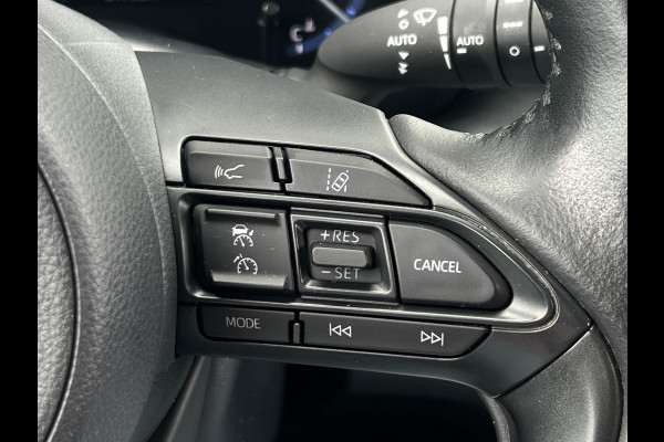 Toyota Yaris Cross 1.5 Hybrid Executive | Navi | 360 Camera | Carplay | Dodehoek | Winter Pack