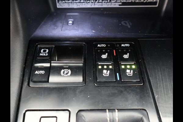 Lexus RX 450h 4WD Luxury Line | Navigatie | Stoelventilatie & Verwarming | Leder | Kofferbak automatisch |