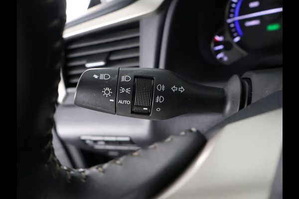 Lexus RX 450h 4WD Luxury Line | Navigatie | Stoelventilatie & Verwarming | Leder | Kofferbak automatisch |
