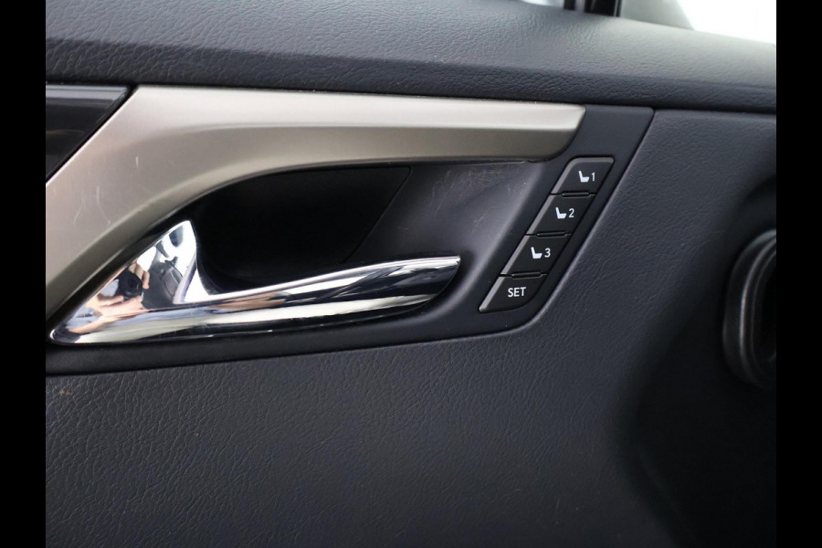 Lexus RX 450h 4WD Luxury Line | Navigatie | Stoelventilatie & Verwarming | Leder | Kofferbak automatisch |