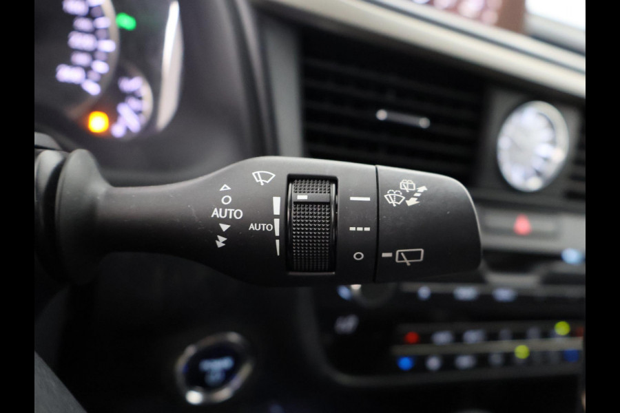 Lexus RX 450h 4WD Luxury Line | Navigatie | Stoelventilatie & Verwarming | Leder | Kofferbak automatisch |