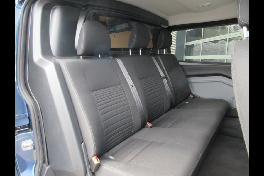 Ford Transit Custom L1H1 130pk, Autmaat, DC, dubbel cabine, Airco, Navigatie, Camera.