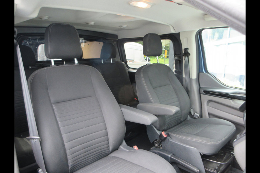 Ford Transit Custom L1H1 130pk, Autmaat, DC, dubbel cabine, Airco, Navigatie, Camera.