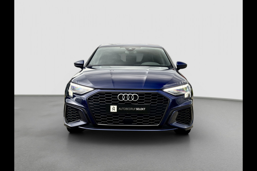 Audi A3 Sportback 40 TFSI e| RS stoelen | Carplay | Camera | ACC | S-line | Elektr. achterklep | Side Assist