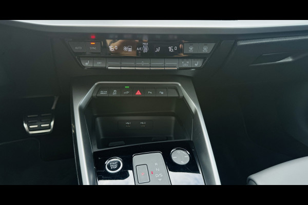 Audi A3 Sportback 40 TFSI e| RS stoelen | Carplay | Camera | ACC | S-line | Elektr. achterklep | Side Assist