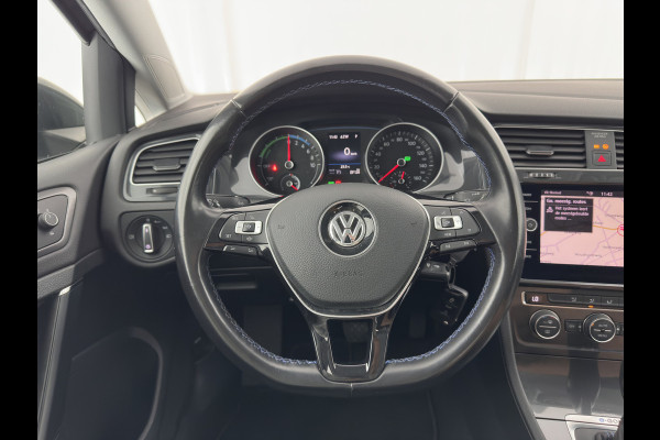 Volkswagen e-Golf E-DITION (INCL-BTW) *ADAPTIVE-CRUISE | FULL-LED | NAVI-FULLMAP | ECC | CCS-FASTLOADER | PDC | 16''ALU*