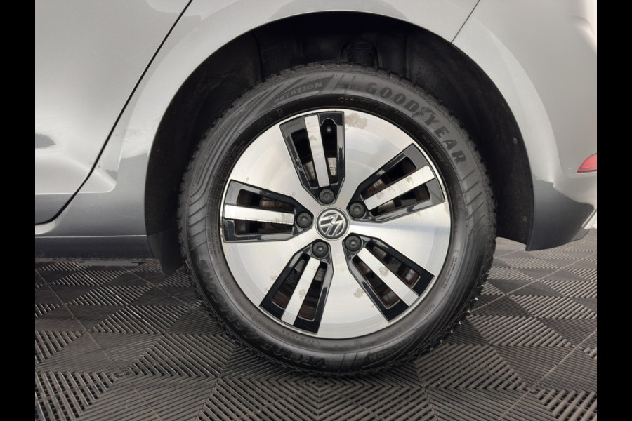 Volkswagen e-Golf E-DITION (INCL-BTW) *ADAPTIVE-CRUISE | FULL-LED | NAVI-FULLMAP | ECC | CCS-FASTLOADER | PDC | 16''ALU*