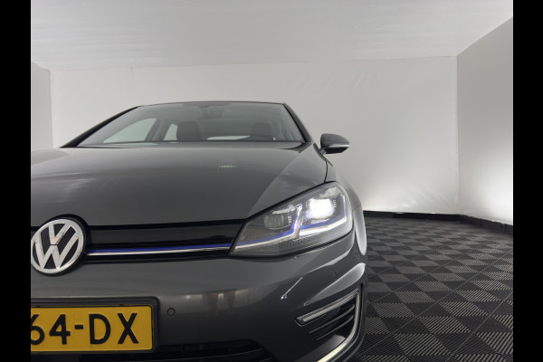 Volkswagen e-Golf E-DITION (INCL-BTW) *ADAPTIVE-CRUISE | FULL-LED | NAVI-FULLMAP | ECC | CCS-FASTLOADER | PDC | 16''ALU*