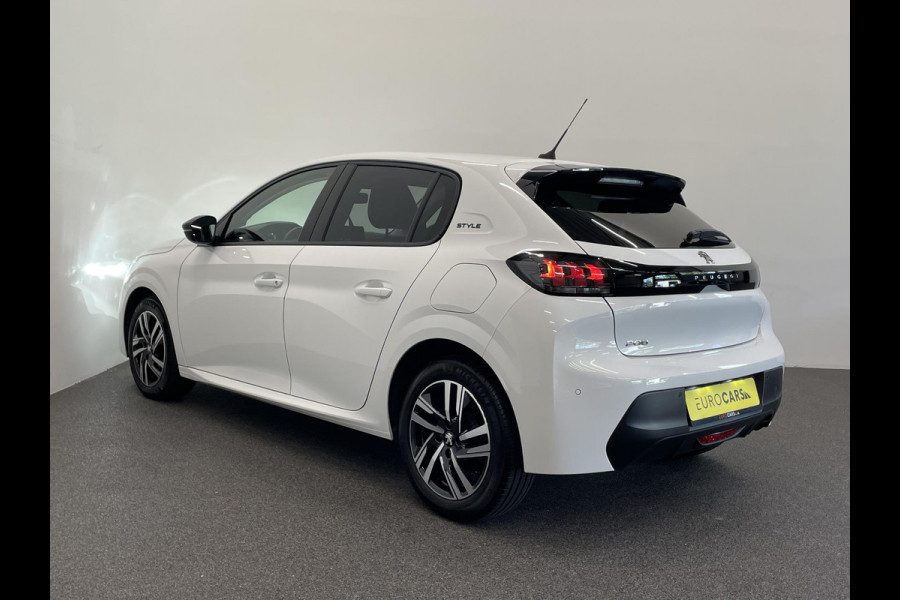 Peugeot 208 1.2 PureTech Style Navigatie Apple Carplay Android Auto Parkeersensoren achter Head-up display Cruise Control Full Led Climate Control Lichtmetalen velgen