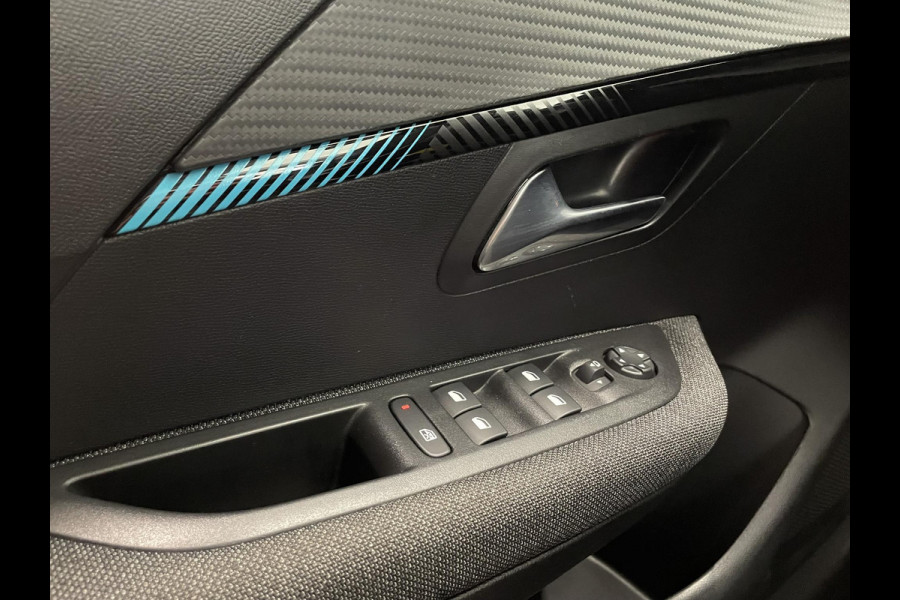 Peugeot 208 1.2 PureTech Style Navigatie Apple Carplay Android Auto Parkeersensoren achter Head-up display Cruise Control Full Led Climate Control Lichtmetalen velgen