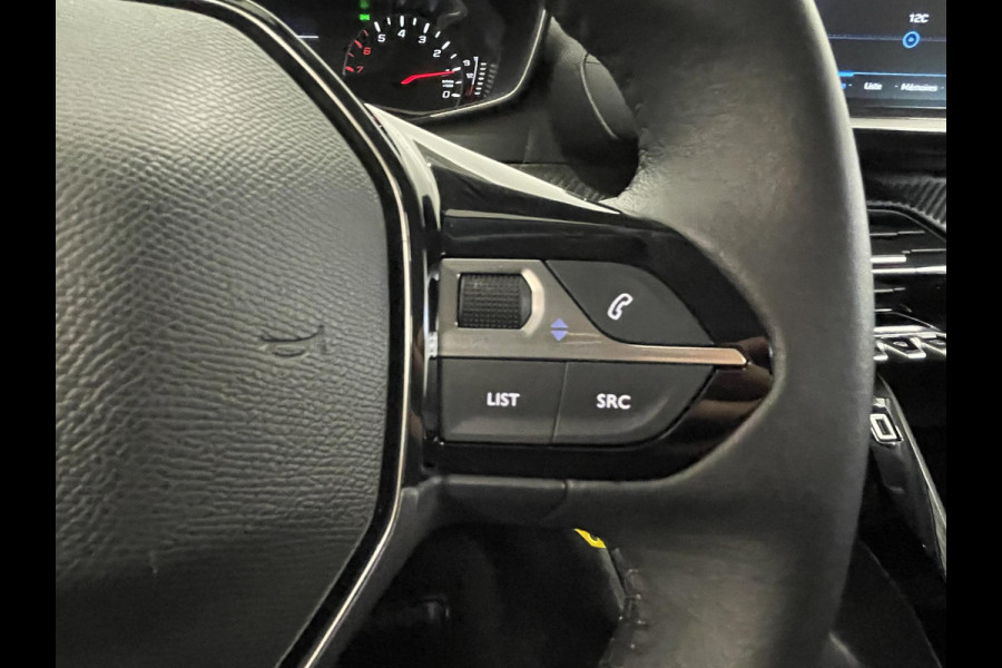 Peugeot 208 1.2 PureTech Style Navigatie Apple Carplay Android Auto Parkeersensoren achter Head-up display Cruise Control Full Led Climate Control Lichtmetalen velgen