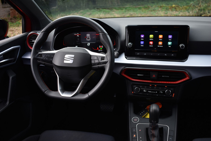 Seat Ibiza TSI 116PK DSG FR-SPORT CAMERA/ACC/CARPLAY 1E EIG