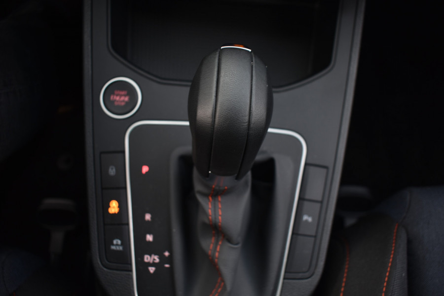 Seat Ibiza TSI 116PK DSG FR-SPORT CAMERA/ACC/CARPLAY 1E EIG
